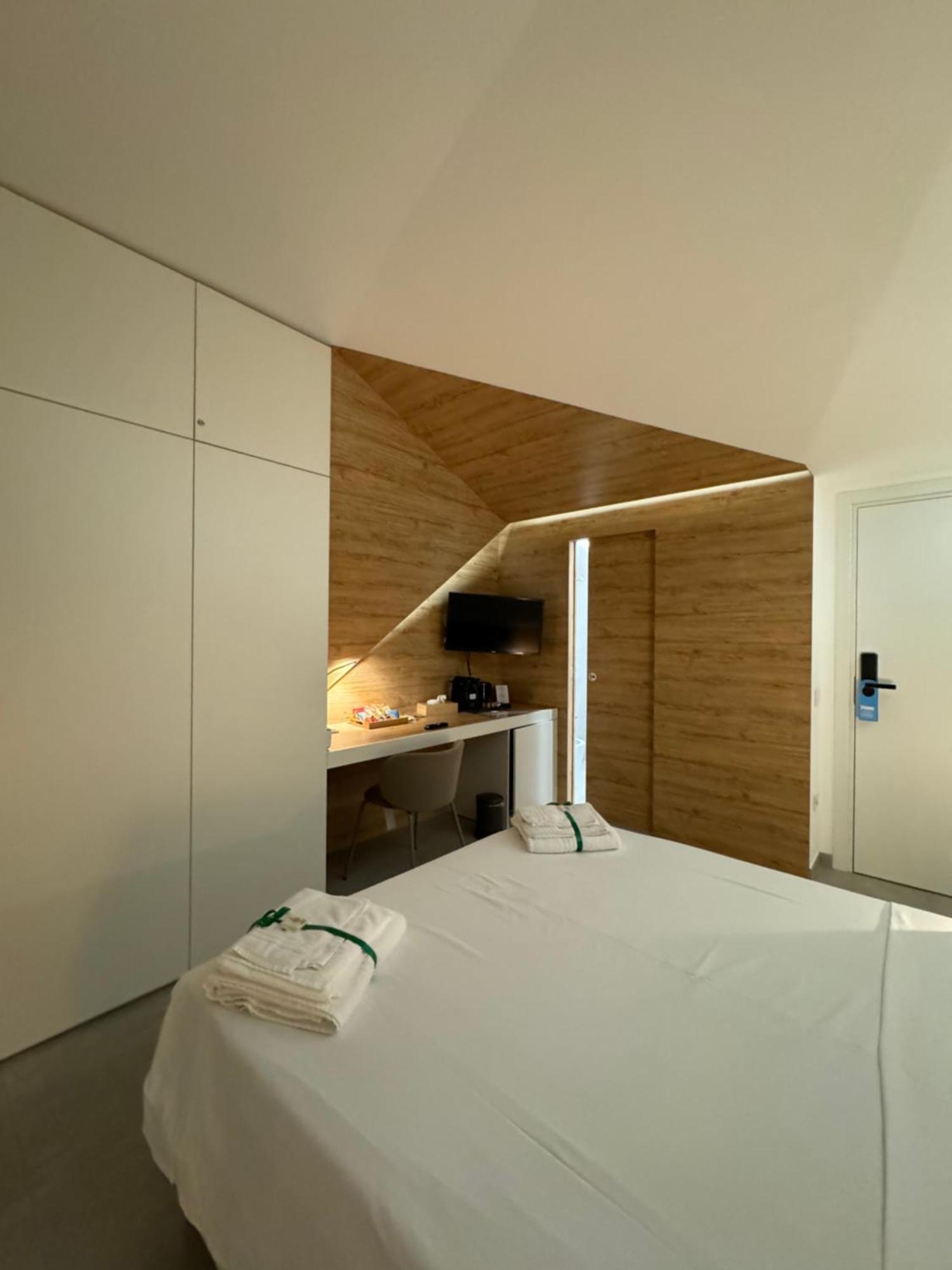 Space Tower Rooms Napoli Eksteriør bilde